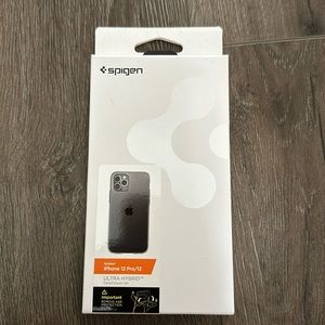 Spigen iPhone 12 Pro/12 phone case